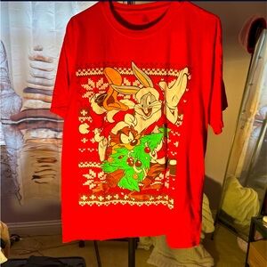 Vintage Graphic Tee! Looney Tunes!